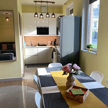 Apartment Nest1 *