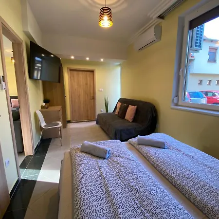 Nest1 Apartment *